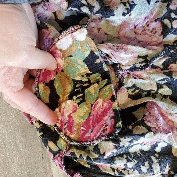 Vintage 90s Black Pink Floral Casual Dress Roses Size 6 8 Rayon Knee‎ Length - Picture 9 of 11
